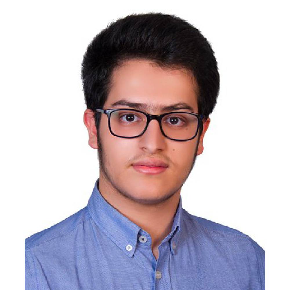 علیرضا عزیزی